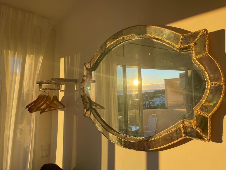 Golden Hour Beachfront Apartment Marbellac Extérieur photo